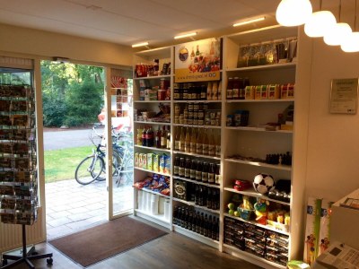 Holiday park Restyled house with fireplace, surrounded by green - Outdoor photo 29