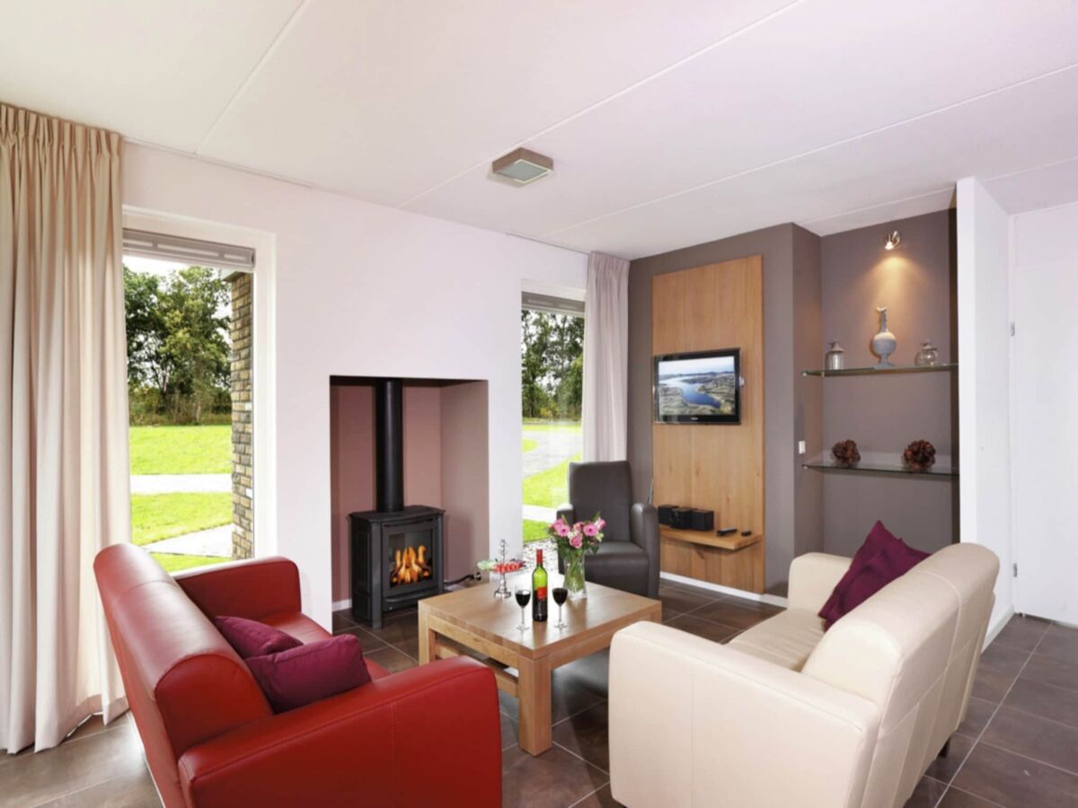 Holiday park Spacious holiday home with garden - Features photo 5