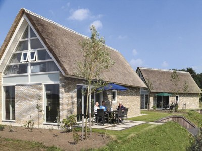 Holiday park Spacious holiday home with garden - Holiday park