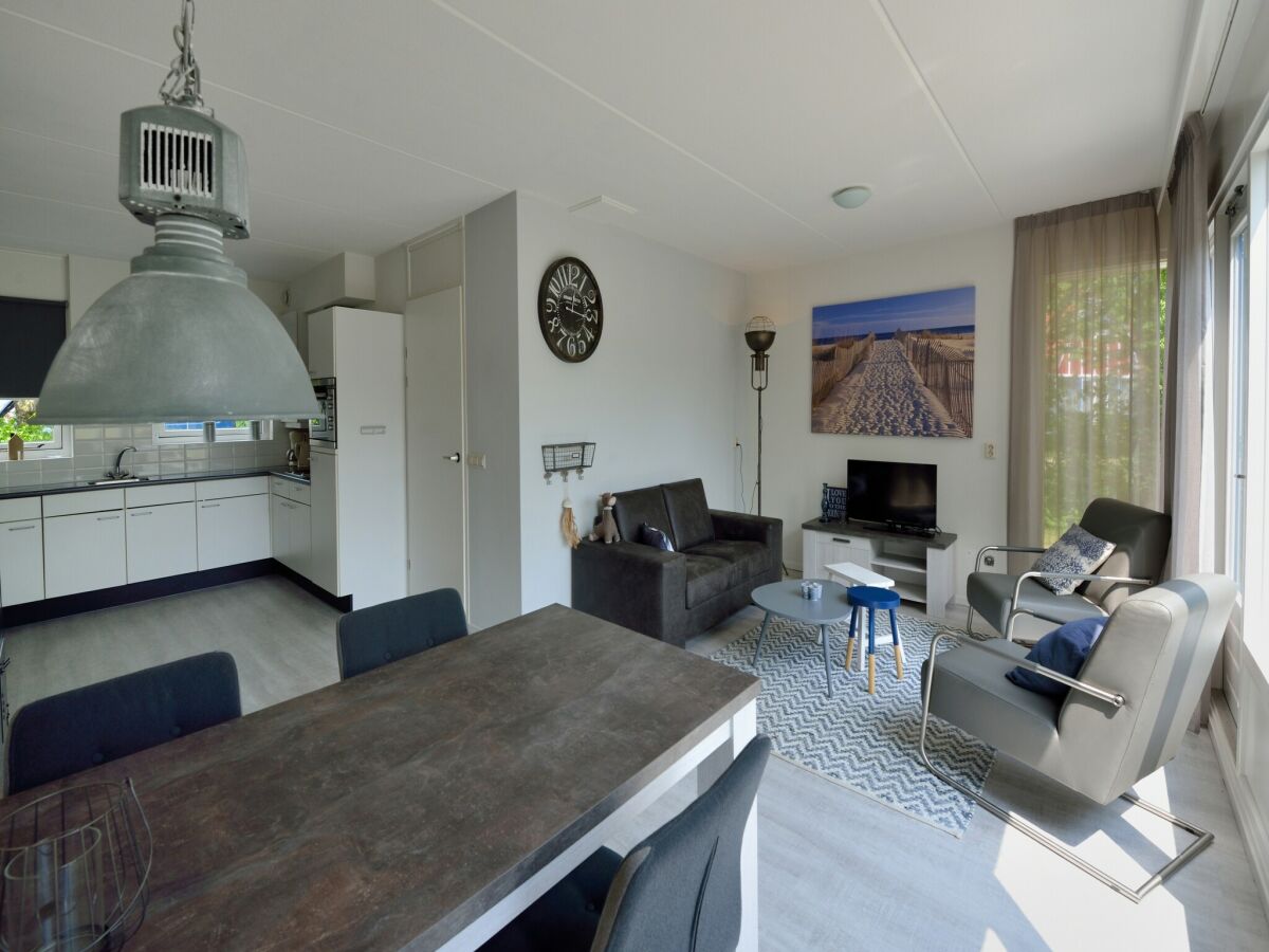 Holiday park Charming Villa on the Lake - Features photo 5