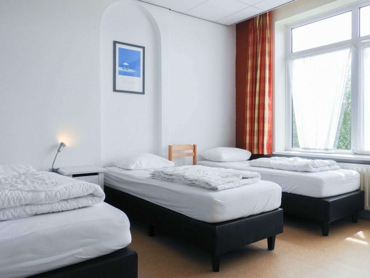 Holiday house VZ130 Groepsaccommodatie Westkapelle - Outdoor photo 3