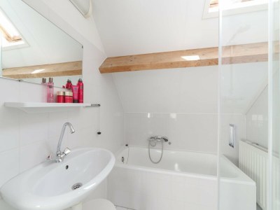 Holiday park Ferienhaus in Zeeland mit großem Garten - Features photo 16