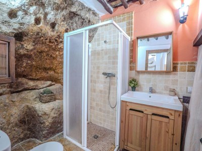 cave dwelling Apartment in Andalusia with Scenic Views - Features photo 33