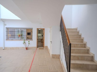 Apartment Apartment in Peñaflor with Charming Patio - Features photo 23