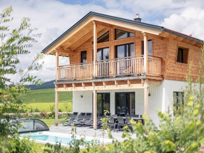 Chalet Chalet in Inzell with Pool & Alpine Views - Outdoor photo 5