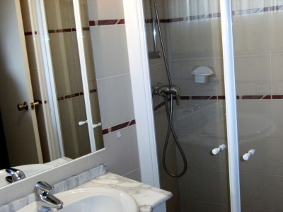 Apartment Beachfront Apartment in Estartit with Garden - Features photo 10