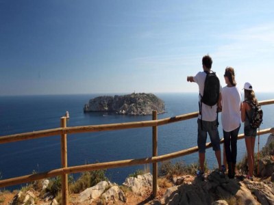 Apartment Beachfront Apartment in Estartit with Garden - Environment photo 36