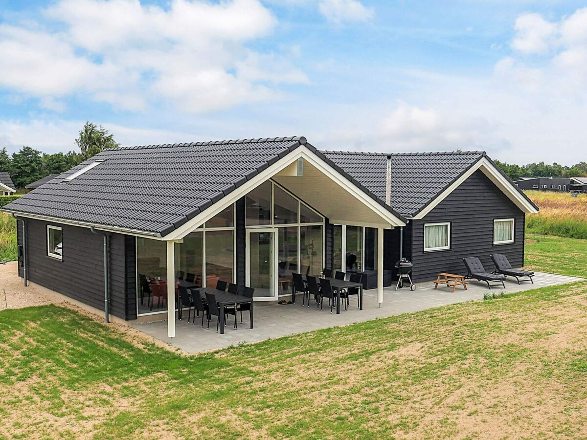 Holiday house 5 star holiday home in Idestrup