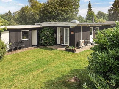 Holiday house 6 person holiday home in Dronningmølle - Outdoor photo 42