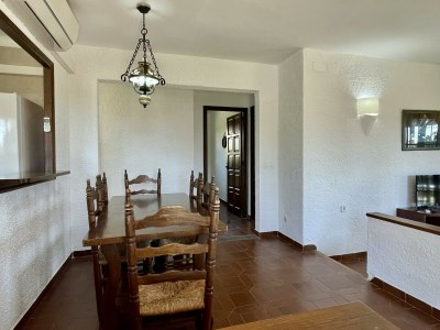 Holiday house 3 bedroom holiday home near the beach - Features photo 24