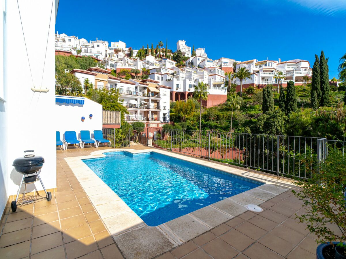 Villa Villa in Nerja mit Pool nahe Strand