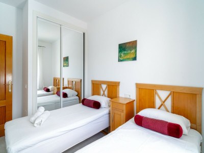 Villa Villa in Nerja mit Pool nahe Strand - Features photo 33