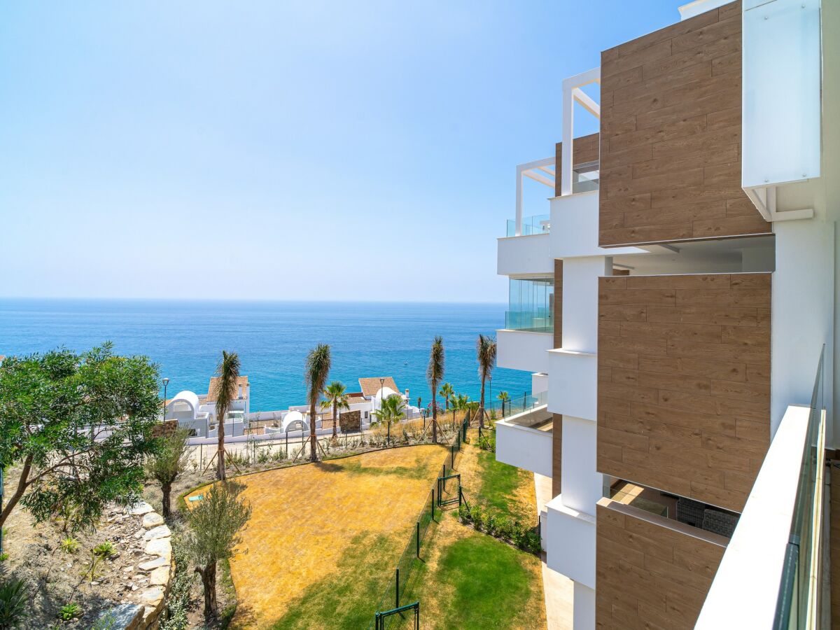Apartment Luxury apartment in Torrox Costa - Outdoor photo 2