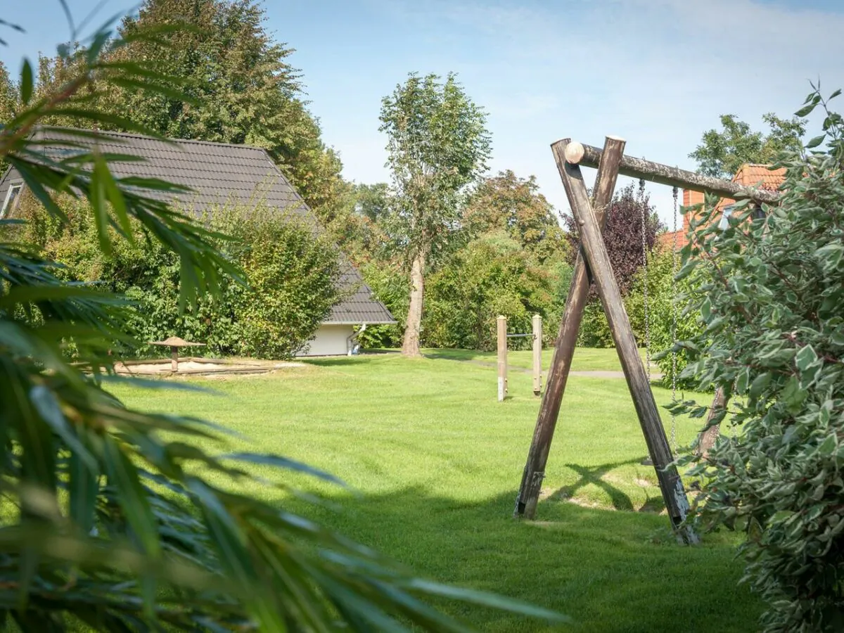 Holiday apartment Appartement  Achtern Diek 2-33 - Outdoor photo 4