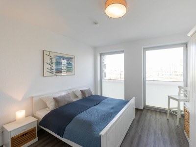 Holiday apartment Ferienwohnung "Hafenblick" im NewPort - Features photo 9