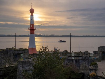 Holiday apartment Ferienwohnung "Werfthaven" Tecklenborghaus - Environment photo 27