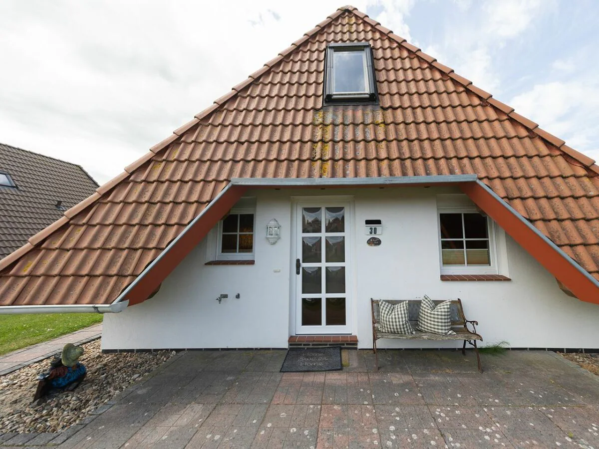 Holiday house Ferienhaus "Seestern" Mellumplate 30