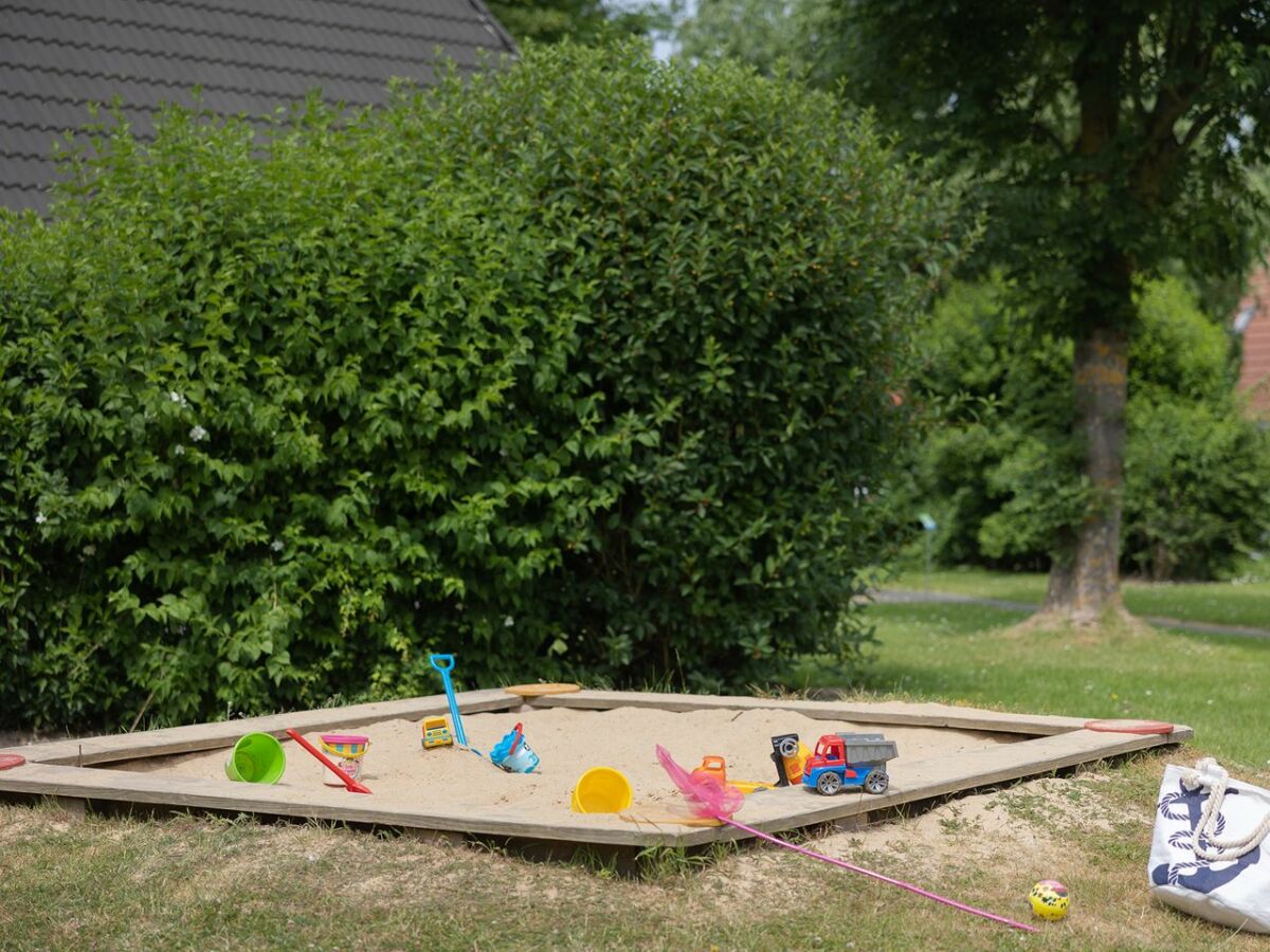 Holiday house Ferienhaus "Nordseenest-Dorum" Wittsand 16 - Outdoor photo 5