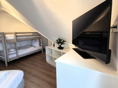 Apartment Apartment in Winterberg with Sauna & Ski Access - Features photo 32