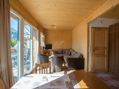 Chalet Luxury retreat with relaxing bubble bath - Features photo 17