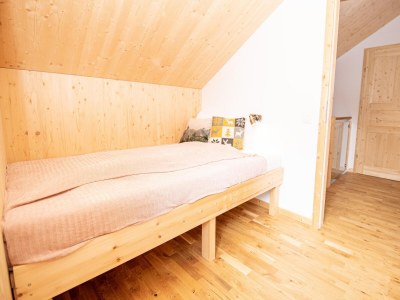 Chalet Elegant chalet near ski-slopes - Features photo 8