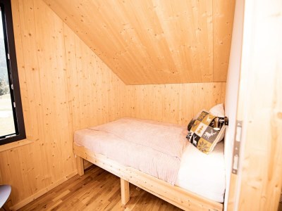 Chalet Elegant chalet near ski-slopes - Features photo 21