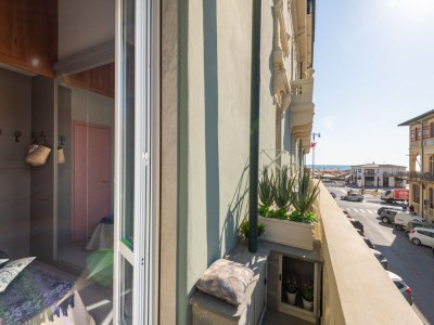 Apartment Apartment in Italy with Grand Seaview Terrace - Outdoor photo 22