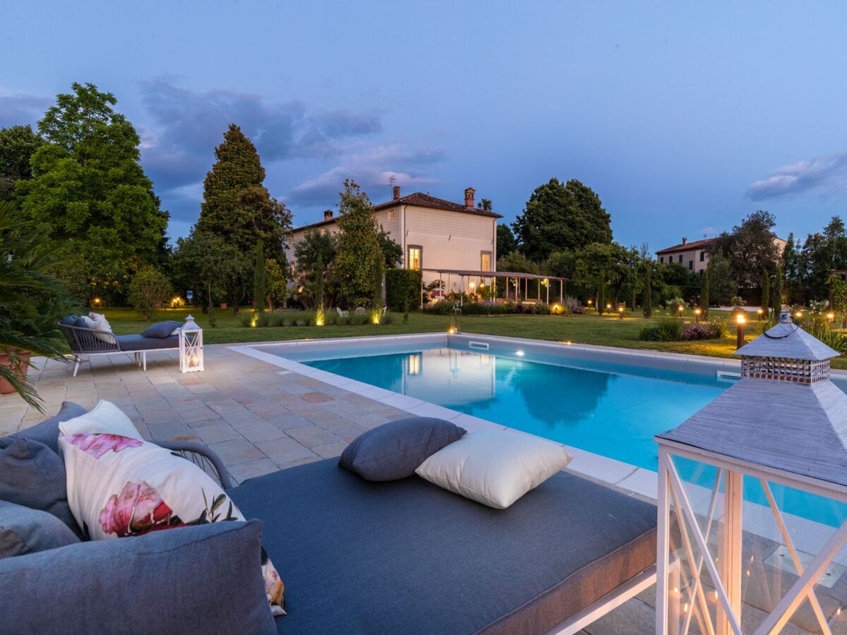 Villa 5 Bedrooms Villa with Pool in Lucca - Outdoor photo 4