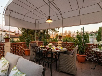Apartment Wohnung in Lucca mit Terrassenblick - Outdoor photo 11