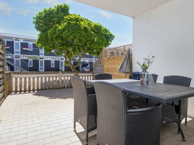 Holiday park 5 person holiday home on a holiday park in Glesborg - Outdoor photo 11