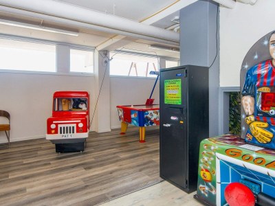 Holiday park 5 person holiday home on a holiday park in Glesborg - Outdoor photo 28