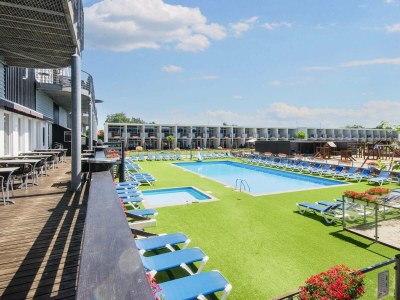 Holiday park 5 person holiday home on a holiday park in Glesborg - Outdoor photo 32