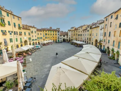 Apartment Apartment in Lucca with Piazza Views - Outdoor photo 4