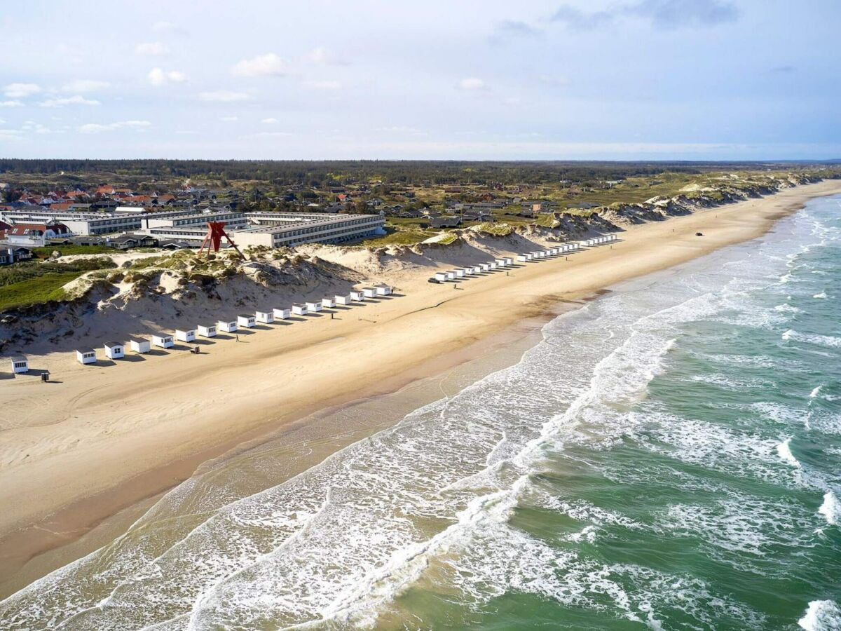 Holiday park 6 person holiday home on a holiday park in Blokhus - Outdoor photo 3