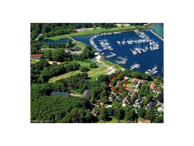 Holiday apartment "Yachtschule  Svaneke" - Outdoor photo 2