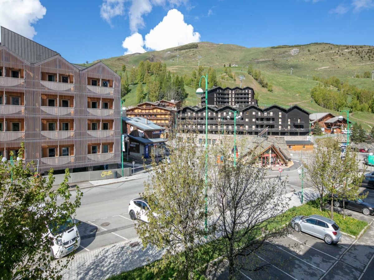 Apartment Mountain Retreat in Les Deux Alpes - Outdoor photo 2