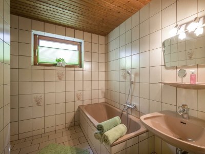 Apartment Ferienhaus, Toilette und Bad/Dusche getrennt, 3 Sc - Features photo 23