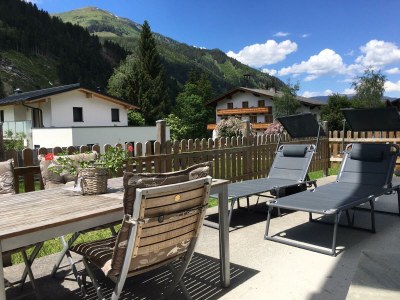 Apartment Ruhige FEWO mit großer Terrasse im Zentrum Rauris - Features photo 17