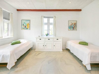 Holiday house Spacious Summer House with Sauna - Outdoor photo 32