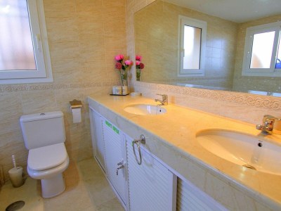 Holiday park Mijas Costa: Semi-Detached Holiday Home for 6 - Features photo 28