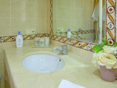 Holiday park Mijas Costa: Semi-Detached Holiday Home for 6 - Features photo 31