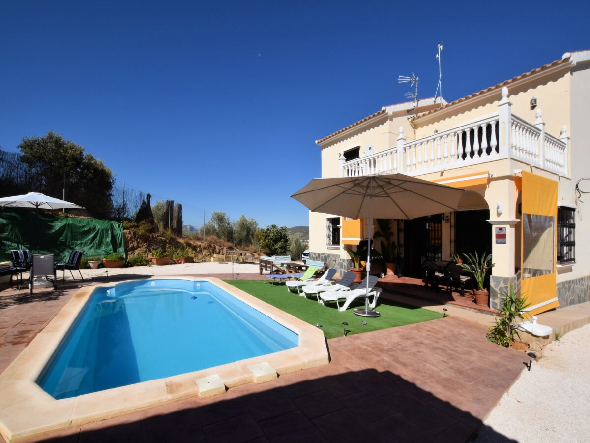 Villa Villa mit Whirlpool in Villanueva del Trabuco - Outdoor photo 3