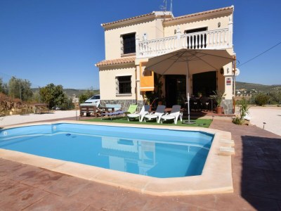 Villa Villa mit Whirlpool in Villanueva del Trabuco - Outdoor photo 9
