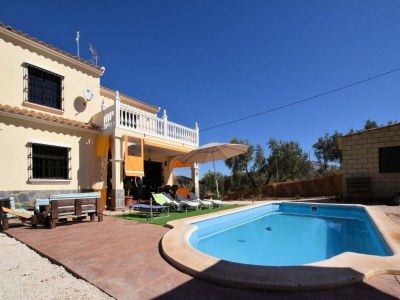 Villa Villa mit Whirlpool in Villanueva del Trabuco - Outdoor photo 11