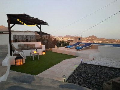 Holiday house Casa Héctor mit beheiztem Privatpool und Meerblick! - Outdoor photo 12