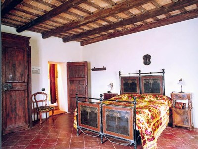 Farmhouse Farmhouse in Modigliana with Scenic Views - Features photo 21