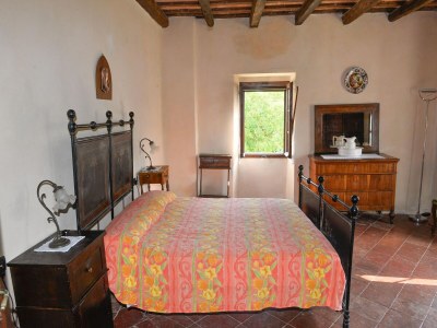 Farmhouse Farmhouse in Modigliana with Scenic Views - Features photo 22