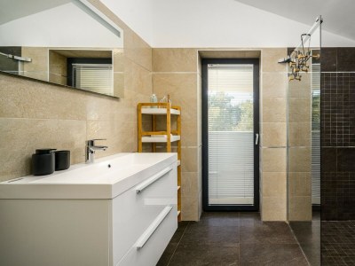 Villa Villa Pedena - Modern Villa Pedena in central Istria - Features photo 23