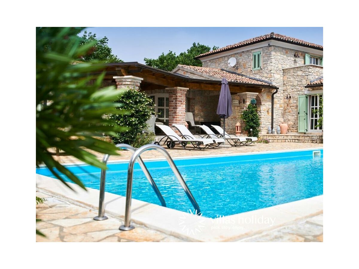 Villa Villa Karim - Traditional Istrian Villa Karim in a village near Baderna, Istria