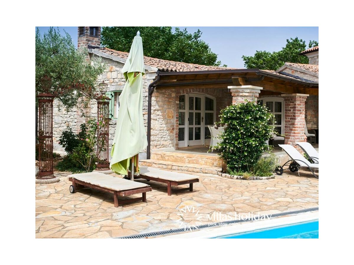 Villa Villa Karim - Traditional Istrian Villa Karim in a village near Baderna, Istria - Outdoor photo 4